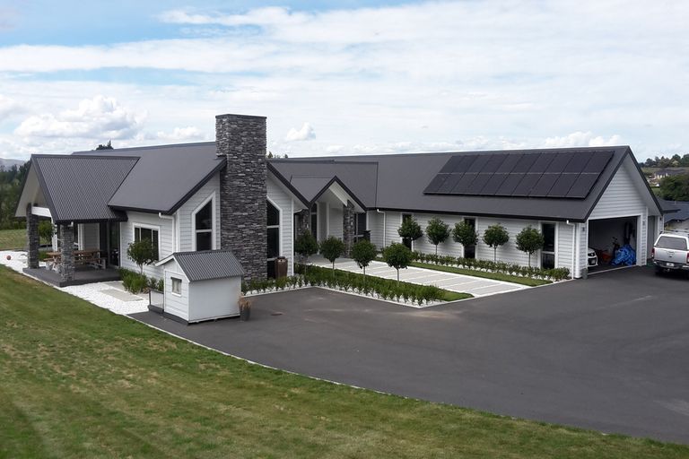 Photo of property in 42d Moxham Road, Te Awamutu, 3879