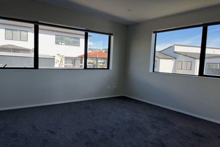 Photo of property in 42 Dromoland Drive, Flat Bush, Auckland, 2019