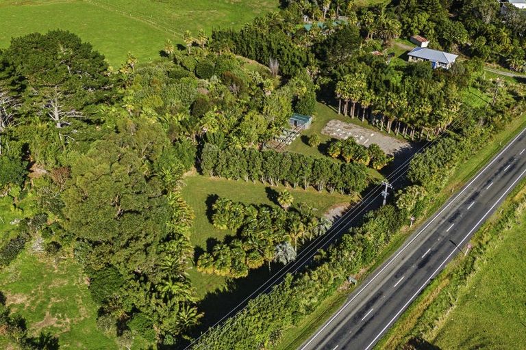 Photo of property in 6388a South Road, Pungarehu, 4685