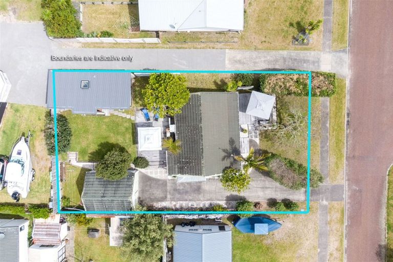 Photo of property in 3 Dunlop Drive, Pauanui, Hikuai, 3579