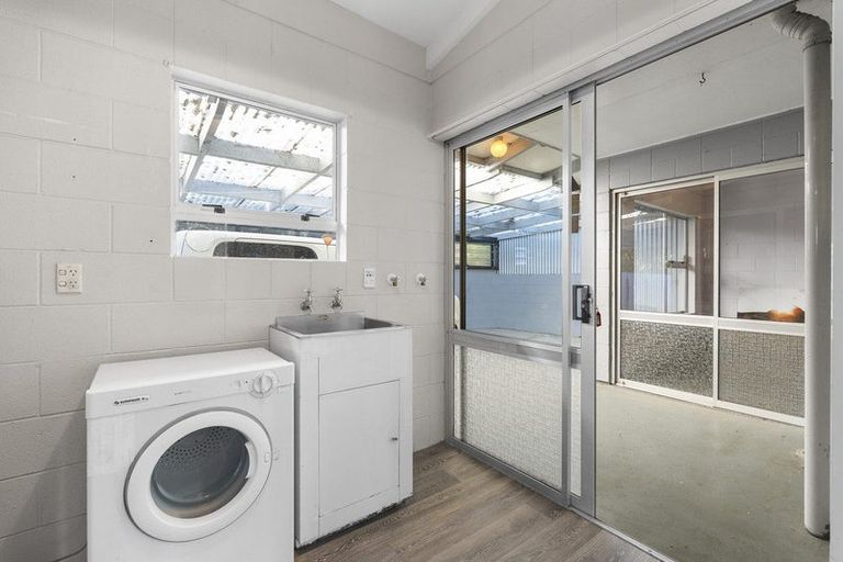 Photo of property in 27d Lorna Street, Lynmouth, New Plymouth, 4310