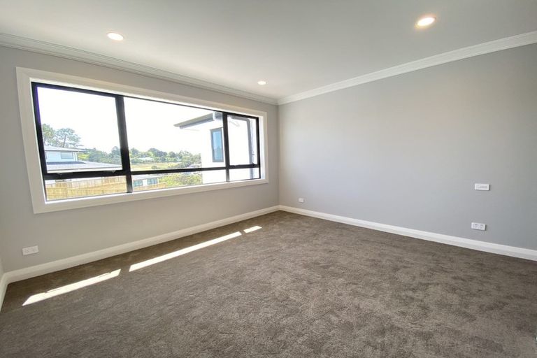 Photo of property in 1 Paikea Street, Albany Heights, Auckland, 0632