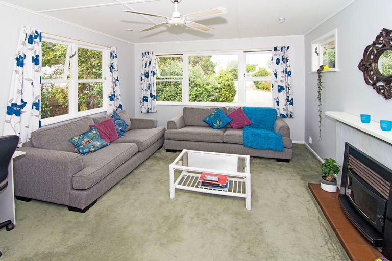 Photo of property in 43c Roberts Road, Lansdowne, Masterton, 5810