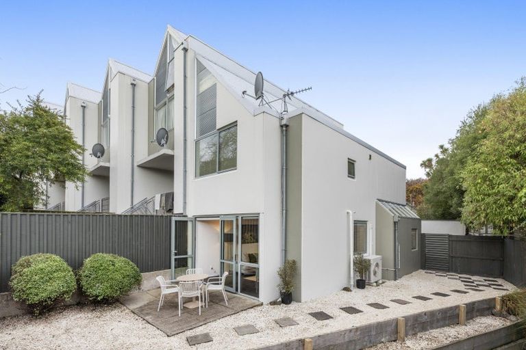 Photo of property in 9/86 Brockworth Place, Riccarton, Christchurch, 8011