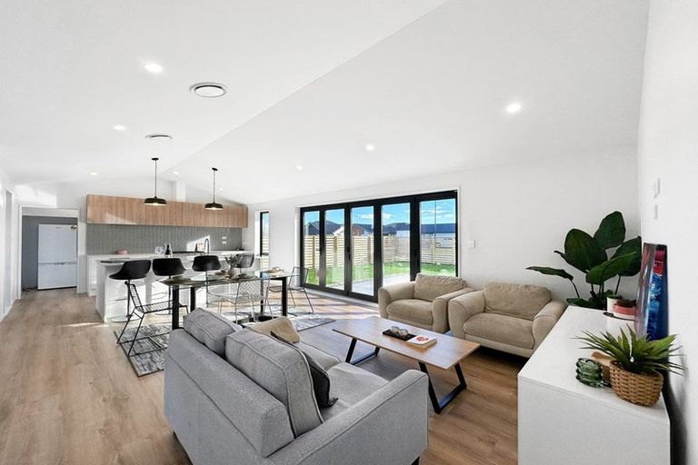 Photo of property in 1 Candlesticks Crescent, Lincoln, 7608