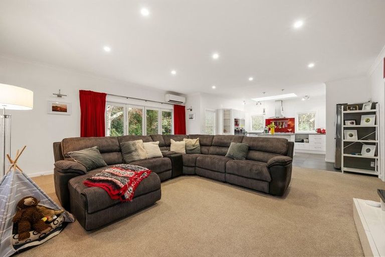 Photo of property in 535 Ohariu Valley Road, Ohariu, Wellington, 6037