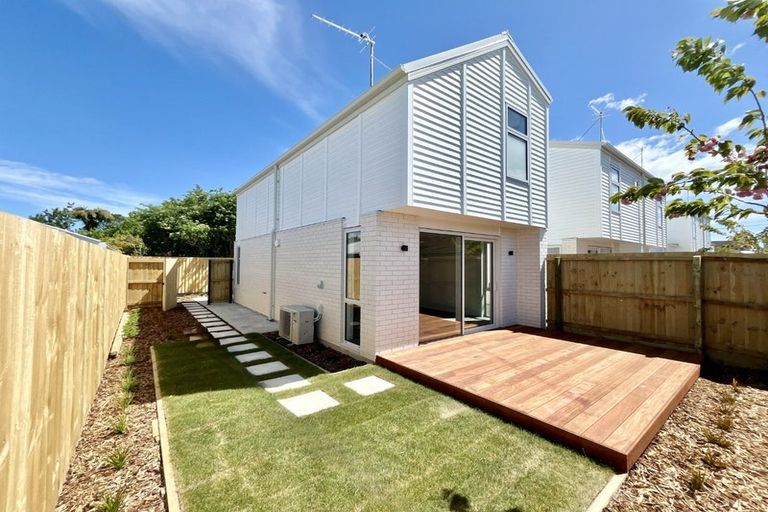Photo of property in 68 Muri Road, Pukerua Bay, 5026