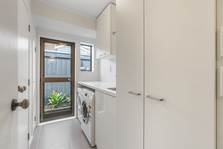 Photo of property in 1/136 Calliope Road, Stanley Point, Auckland, 0624