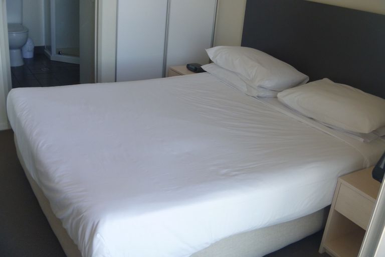 Photo of property in 910/17 Osterley Way, Manukau, Auckland, 2104