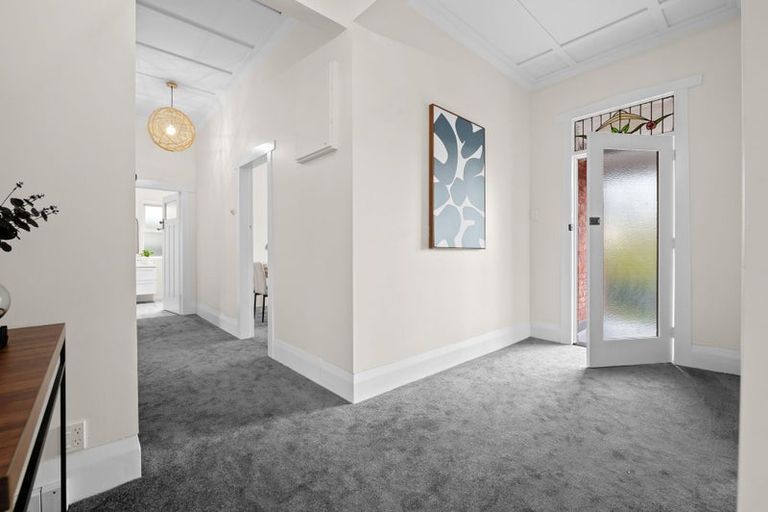 Photo of property in 8 Pembroke Lane, Hamilton Lake, Hamilton, 3204