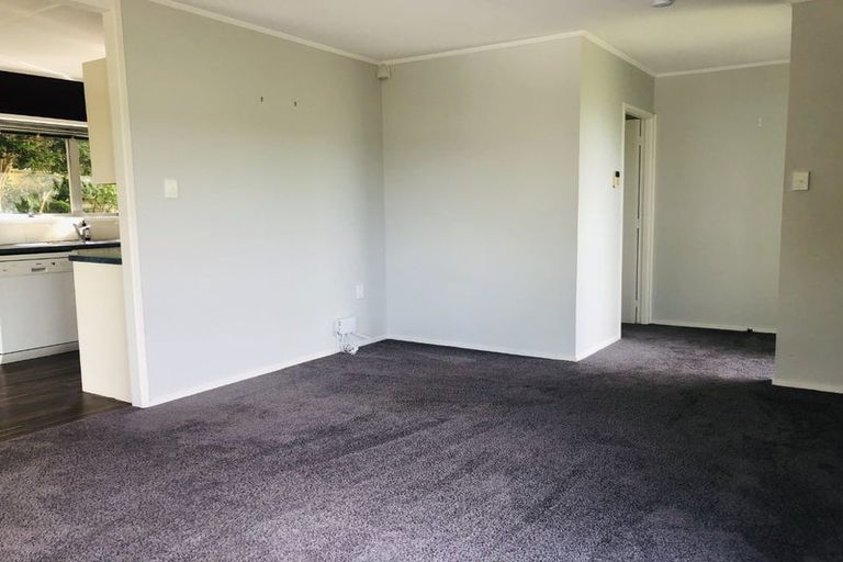 Photo of property in 1/14 Gillan Place, Bayview, Auckland, 0629