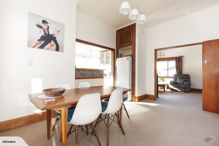 Photo of property in 11 Chelwood Street, Takaro, Palmerston North, 4412