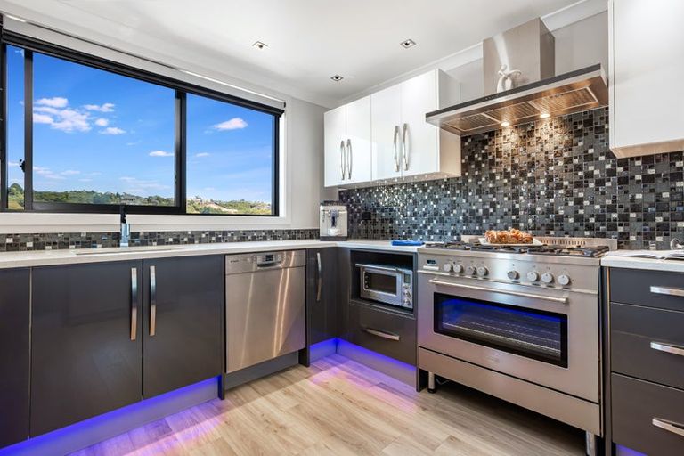 Photo of property in 53 Spyglass Lane, Whitby, Porirua, 5024