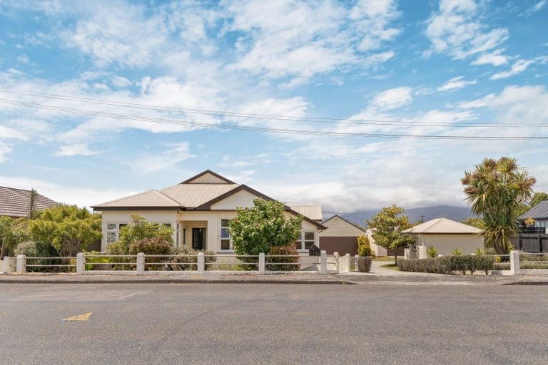 Photo of property in 40 The Esplanade, Westport, 7825