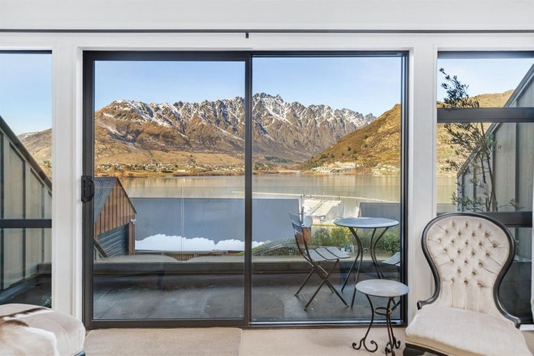 Photo of property in Marina Village, 10/10 Marina Drive, Frankton, Queenstown, 9300