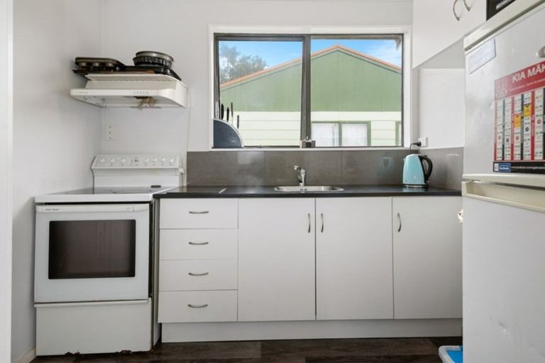 Photo of property in 52b Pohutukawa Drive, Owhata, Rotorua, 3010