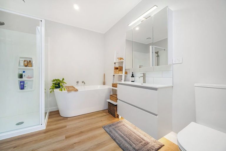 Photo of property in 3/12 Belle Vue Avenue, Northcote Point, Auckland, 0627