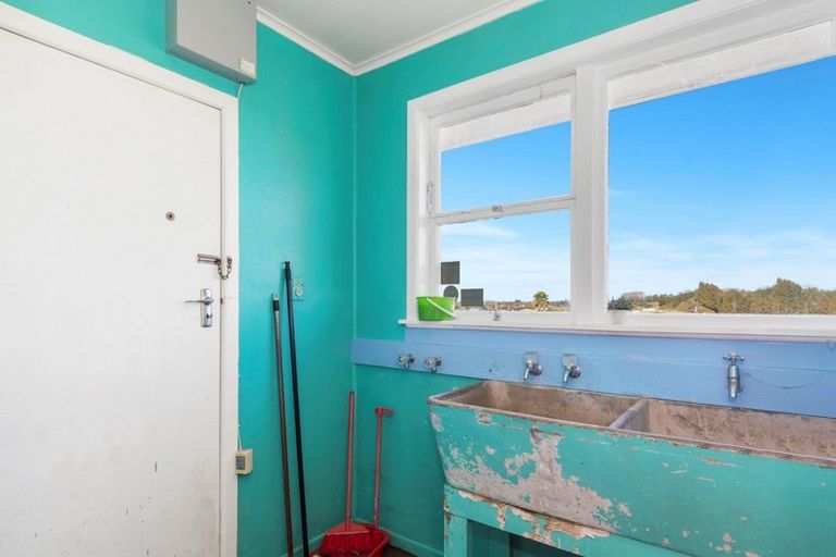 Photo of property in 8 Lee Street, Te Puke, 3119