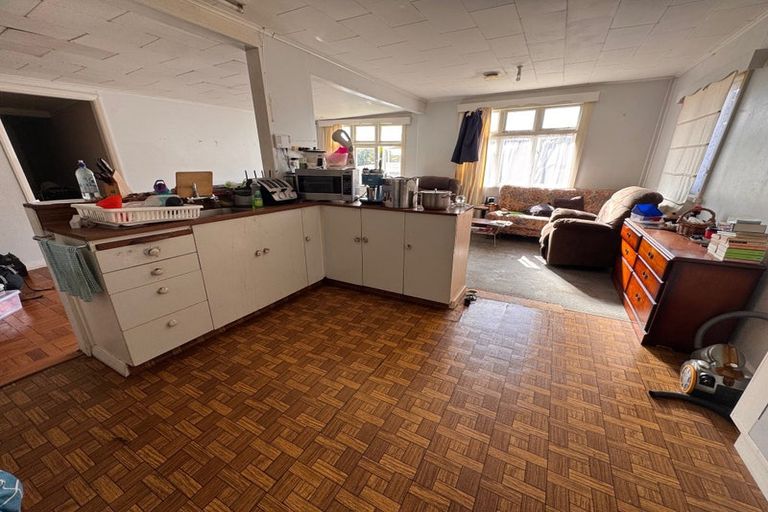 Photo of property in 62 Hampden Street, Picton, 7220