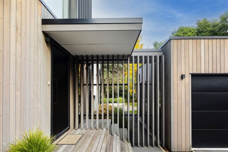 Photo of property in 7 Wood Lane, Fendalton, Christchurch, 8014