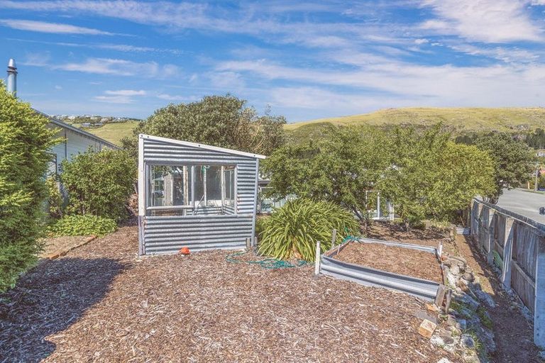 Photo of property in 6 Thorpe Street, Sumner, Christchurch, 8081