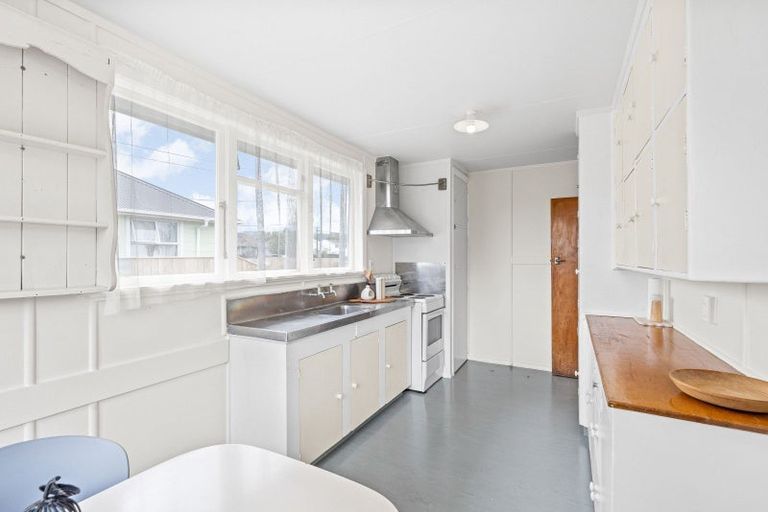 Photo of property in 5 Maire Street, Levin, 5510