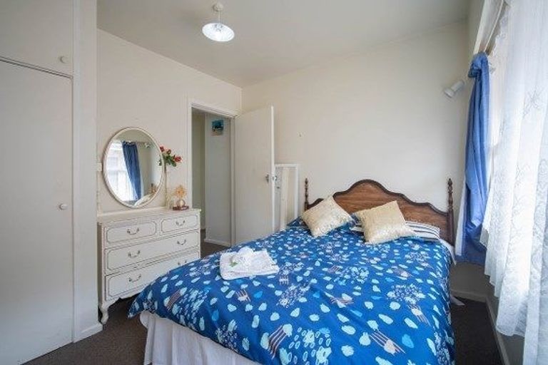 Photo of property in 7 Kipax Place, Riccarton, Christchurch, 8011