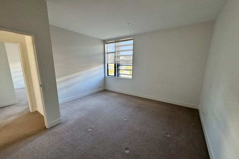 Photo of property in 115 Buckley Avenue, Hobsonville, Auckland, 0616