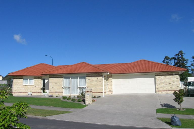 Photo of property in 4 Gendo Avenue, Henderson, Auckland, 0612