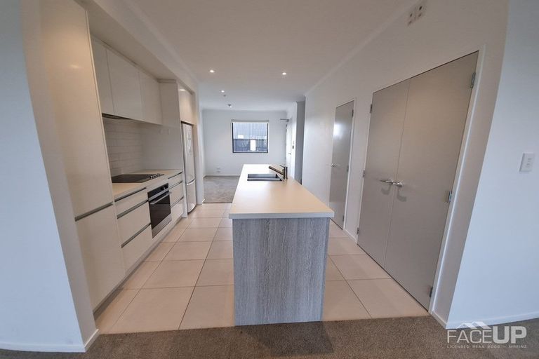 Photo of property in 24 Mapou Road, Hobsonville, Auckland, 0616