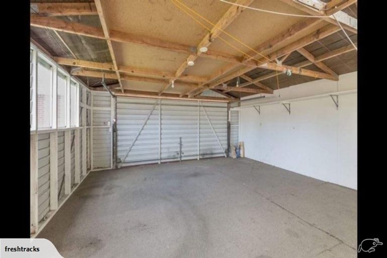 Photo of property in 66 Pembroke Street, Avondale, Christchurch, 8061