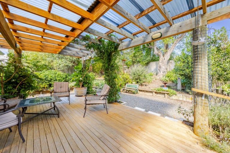 Photo of property in 14 Rose Street, Waipawa, 4210