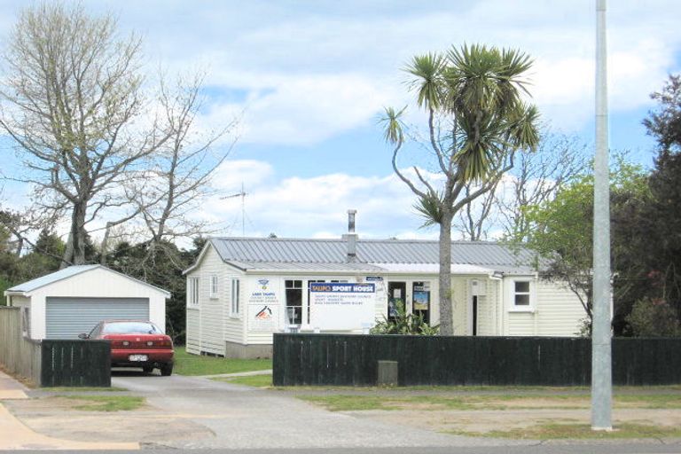 Photo of property in 105 Tamamutu Street, Taupo, 3330