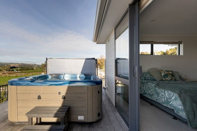 Photo of property in 39 Flounder Drive, Omokoroa, 3114