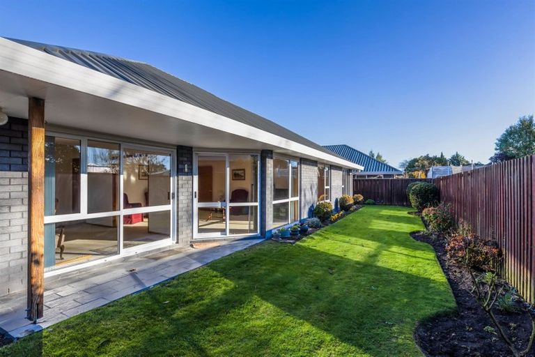Photo of property in 2/172 Cashmere Road, Hoon Hay, Christchurch, 8025