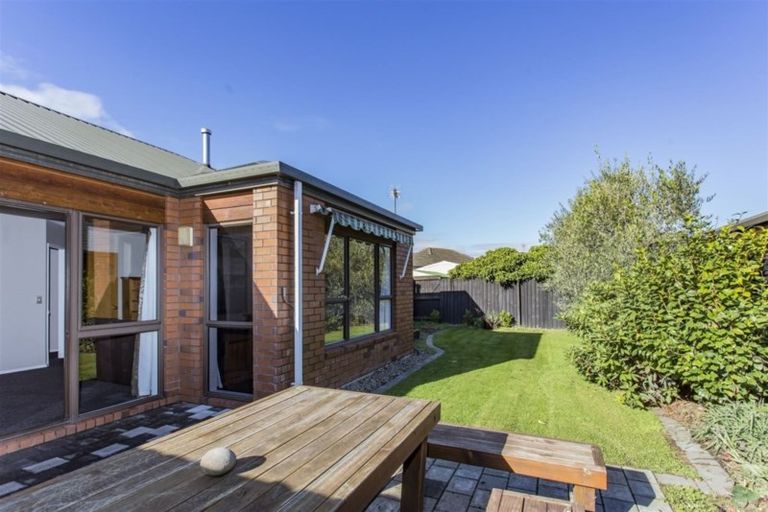 Photo of property in 15 Jocelyn Street, Casebrook, Christchurch, 8051