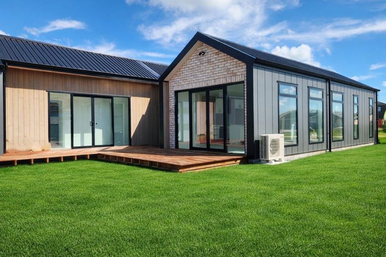 Photo of property in 19 Arahi Road, Clevedon, 2582