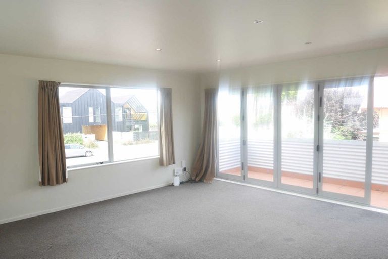 Photo of property in 10/443 Hereford Street, Linwood, Christchurch, 8011