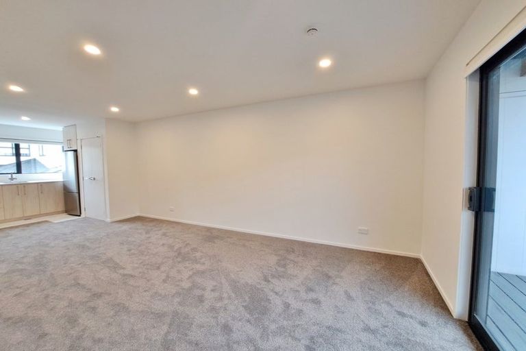 Photo of property in 7/61 Matipo Road, Te Atatu Peninsula, Auckland, 0610