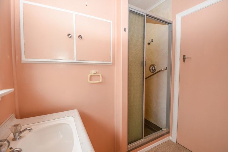 Photo of property in 9 Wakelin Street, Carterton, 5713