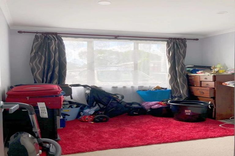 Photo of property in 2/65e Metcalfe Road, Ranui, Auckland, 0612
