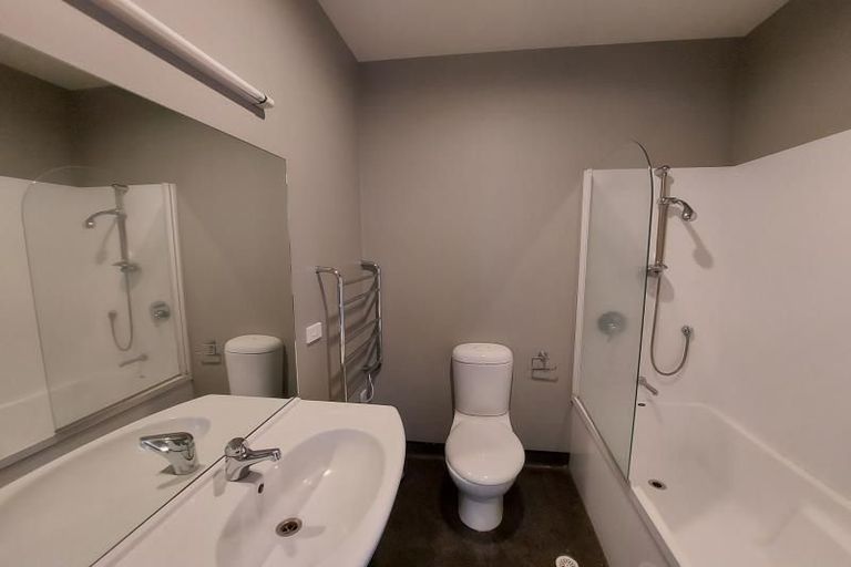 Photo of property in City Lodge, 608/115 Vivian Street, Te Aro, Wellington, 6011