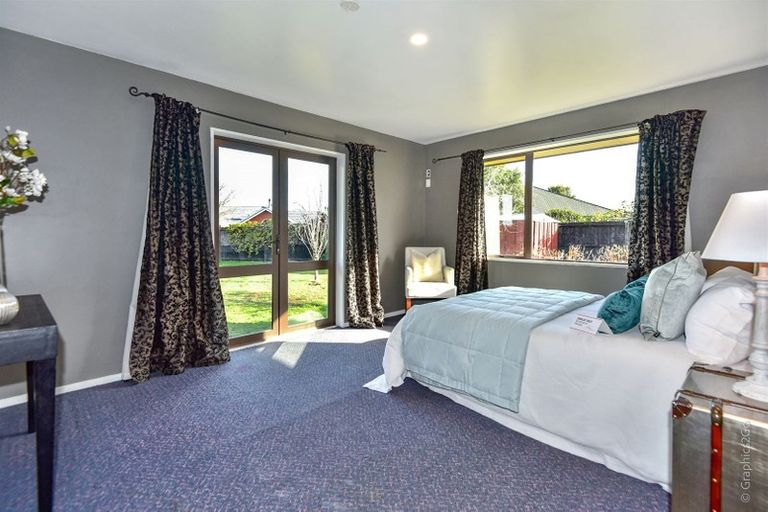 Photo of property in 18 Masefield Drive, Rolleston, 7614