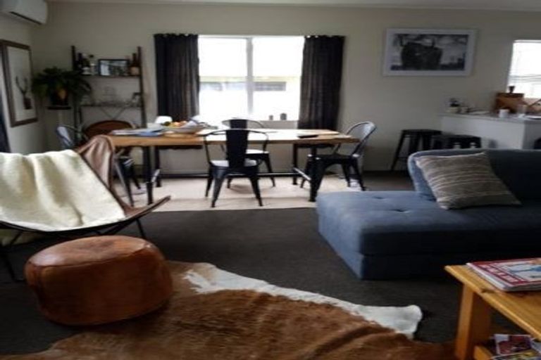 Photo of property in 2/434 Gloucester Street, Taradale, Napier, 4112