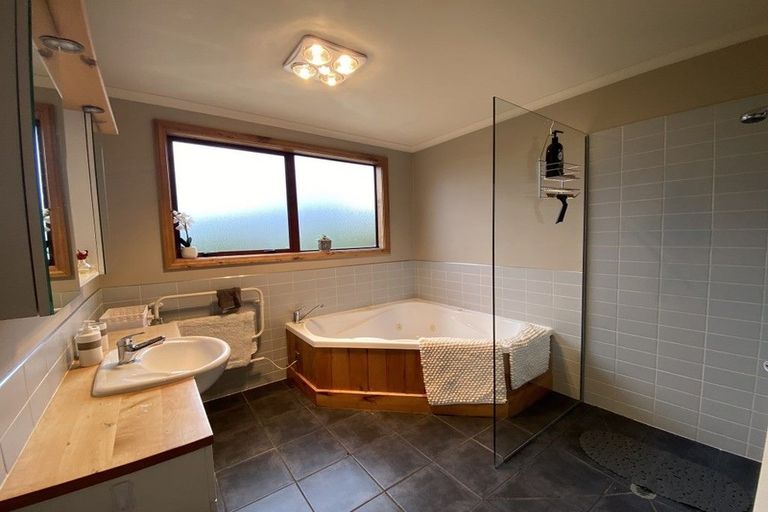 Photo of property in 9 Hillview Place, Wanaka, 9305