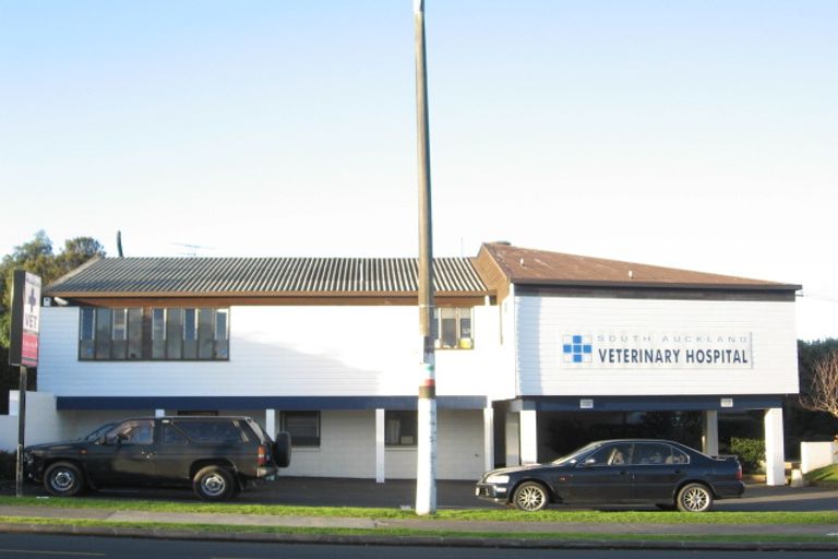 Photo of property in 2/128 Great South Road, Manurewa, Auckland, 2102