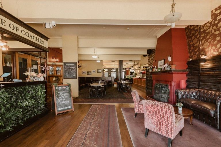 Photo of property in 34 Levesque Street, Birkdale, Auckland, 0626