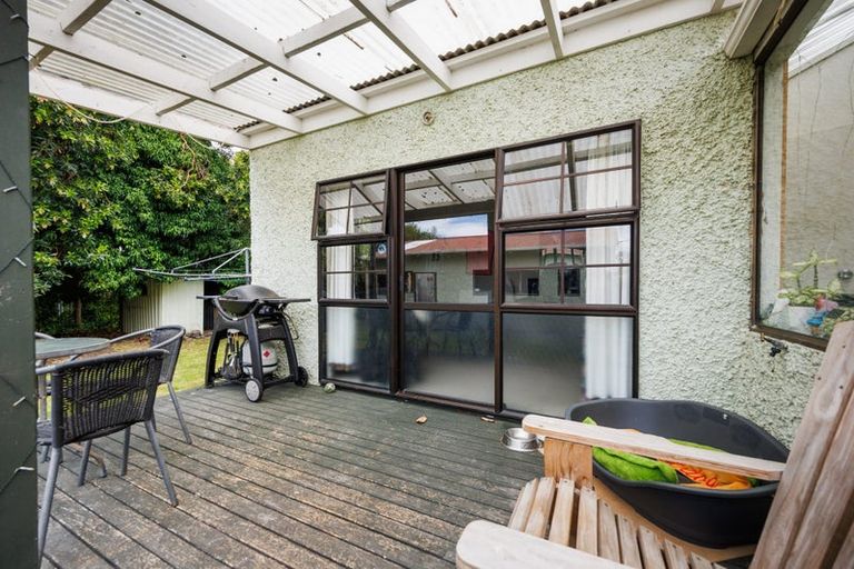 Photo of property in 28 Titoki Street, Palmerston North, 4414