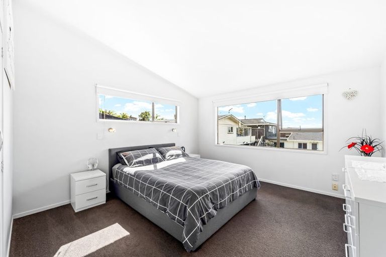 Photo of property in 19b Albatross Road, Red Beach, 0932