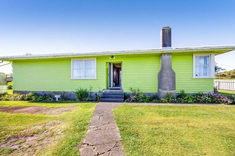 Photo of property in 39 Pungarehu Road, Pungarehu, Opunake, 4685